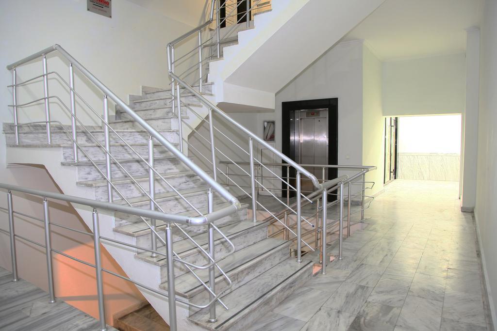 Luxury Blloku Tirana Apartment Exterior foto